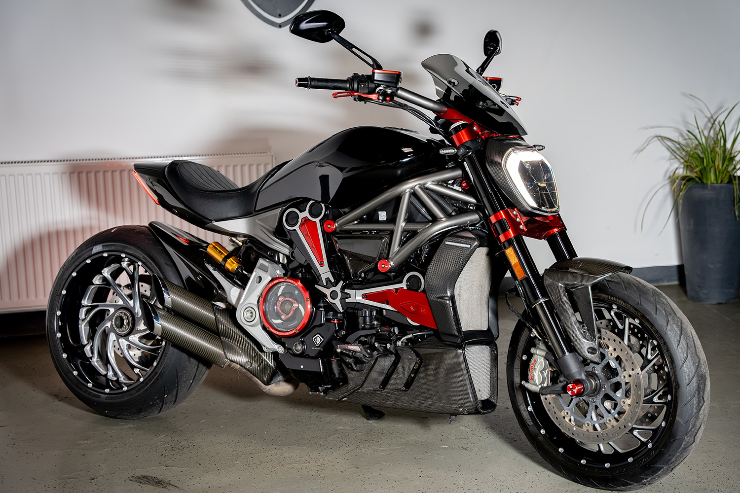 Ducati X DIAVEL S UNIKAT CARBON 10.000€+ RECHNUNGEN